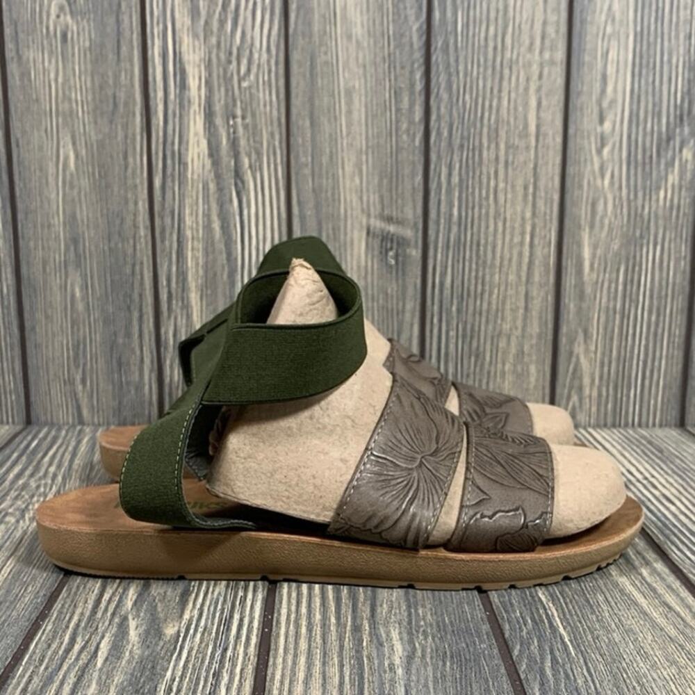 Muk‎ Luks Women Sz 8 Ankle Strap Sandals Taupe Floral Embossed Summer Beach